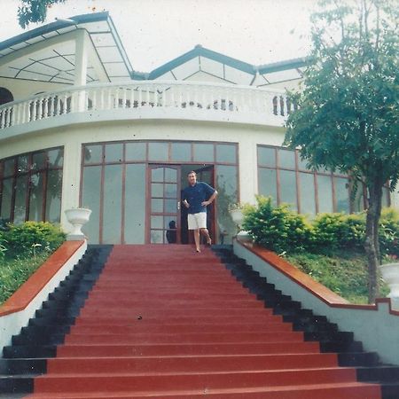 Royal Mount Hotel Kandy Exterior foto