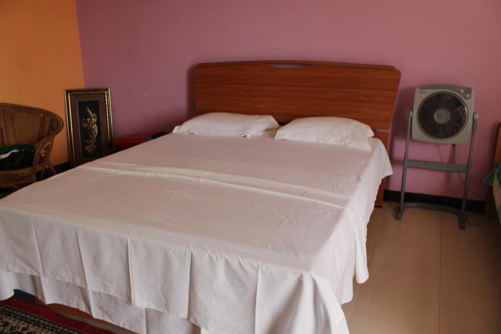 Royal Mount Hotel Kandy Quarto foto